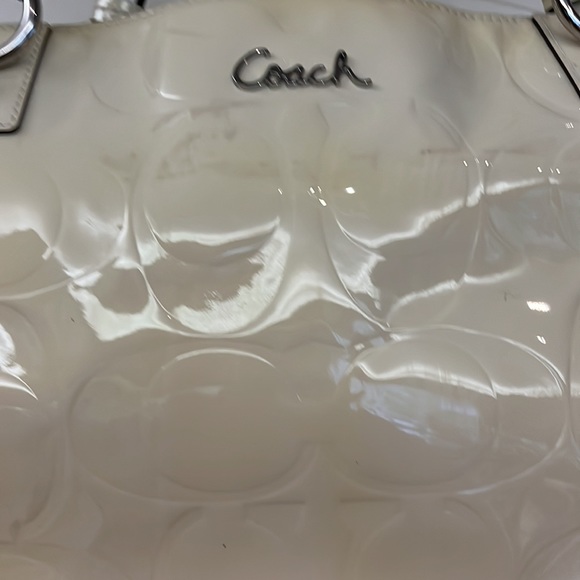 COACH CREAM COLORED - Picture 2 of 9